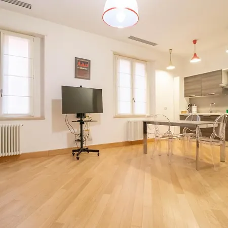 דירה Iannace's Flat *